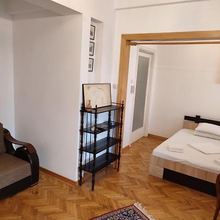 Accommodation Ateneu Palace Bucureşti Exterior foto