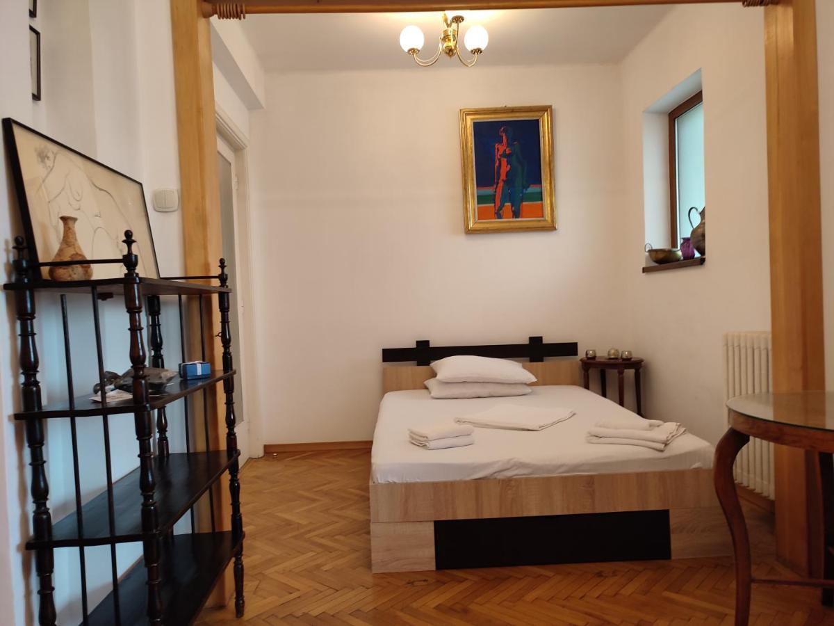 Accommodation Ateneu Palace Bucureşti Exterior foto